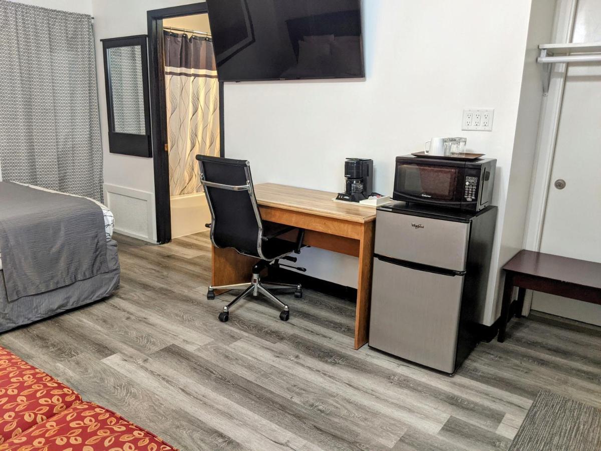 Skyview Motel - Prairie Du Sac Kültér fotó