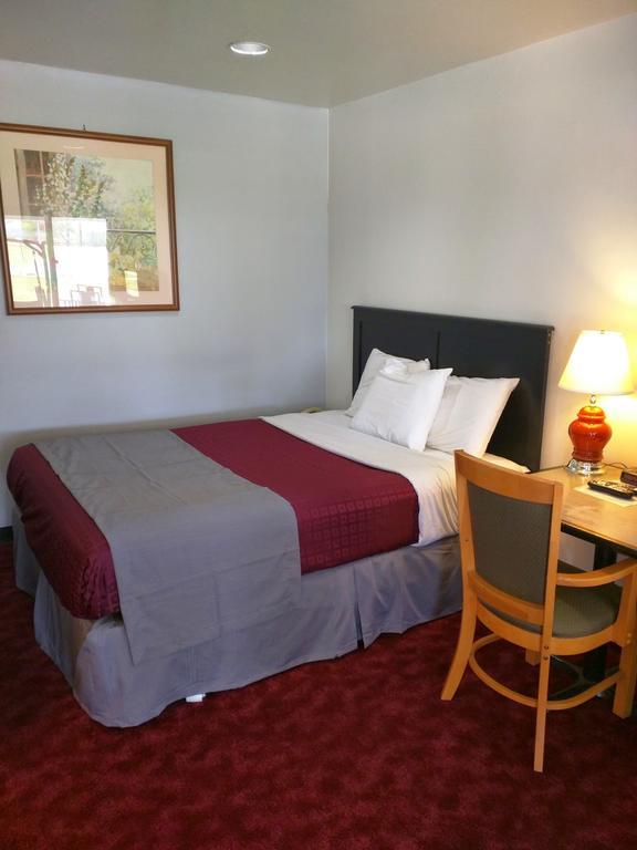 Skyview Motel - Prairie Du Sac Szoba fotó