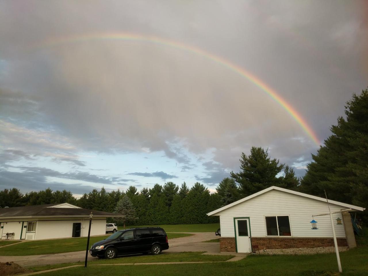 Skyview Motel - Prairie Du Sac Kültér fotó